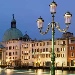 Carlton On The Grand Canal Veneţia